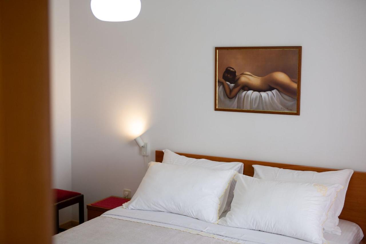 Apartments Jele Malinska Esterno foto