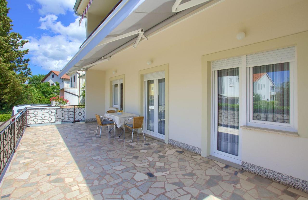 Apartments Jele Malinska Esterno foto